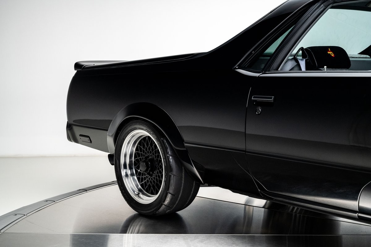 Chevrolet-El-Camino-1984-Standard-Cab-Pickup-26