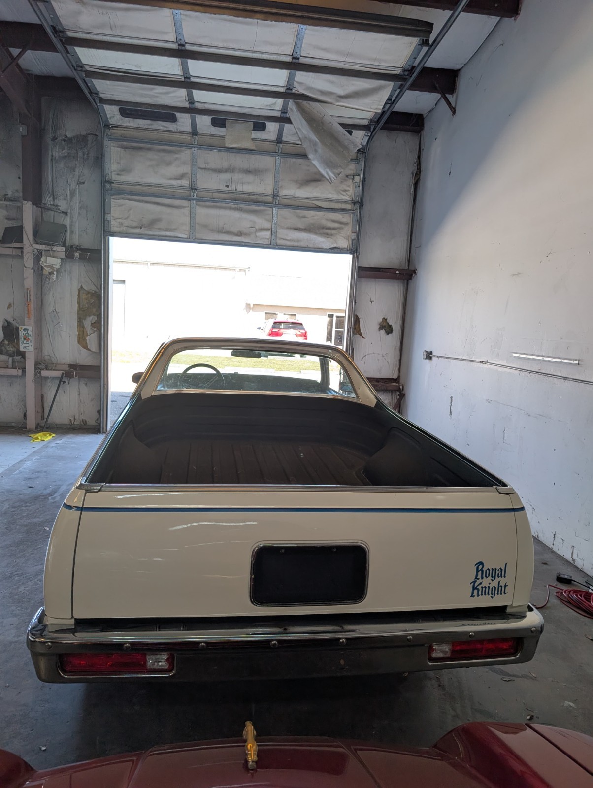 Chevrolet-El-Camino-1984-Standard-Cab-Pickup-4