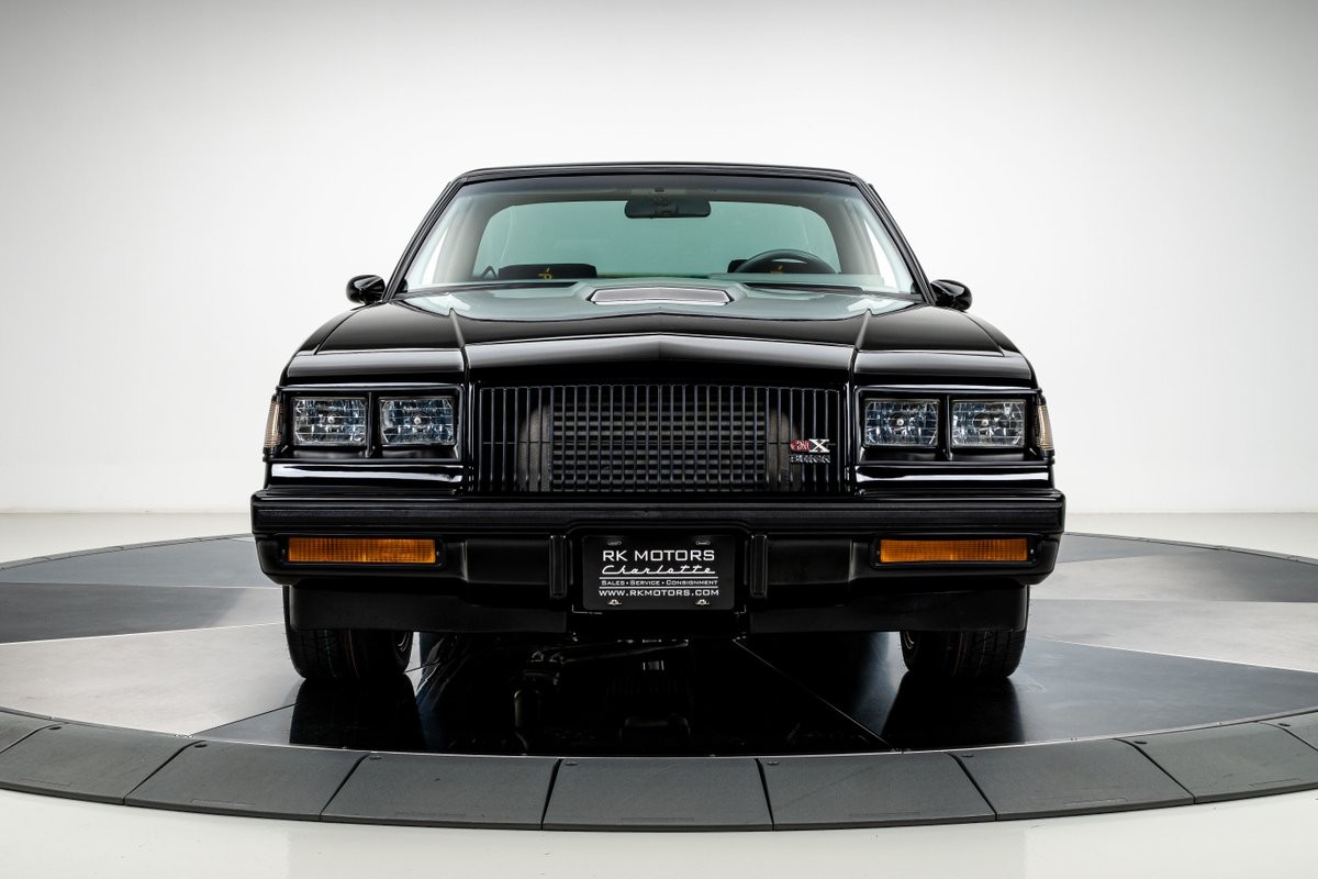 Chevrolet-El-Camino-1984-Standard-Cab-Pickup-6