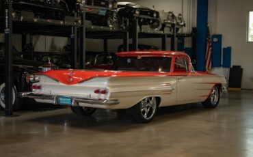 Chevrolet-El-Camino-Custom-1960-25