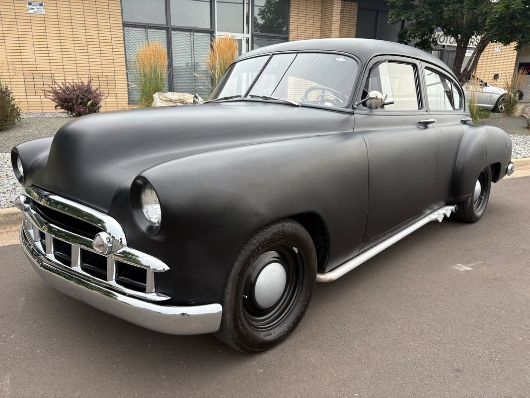 Chevrolet-FLEETLINE-DELUX-1949-11
