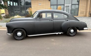 Chevrolet-FLEETLINE-DELUX-1949-13