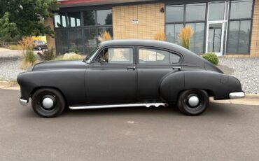 Chevrolet-FLEETLINE-DELUX-1949-17