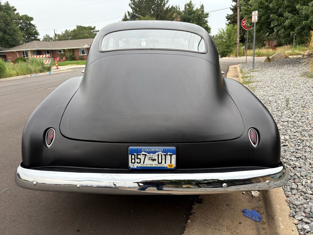Chevrolet-FLEETLINE-DELUX-1949-19