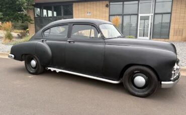 Chevrolet-FLEETLINE-DELUX-1949-28