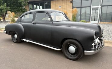 Chevrolet-FLEETLINE-DELUX-1949-32