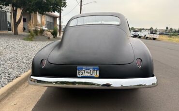 Chevrolet-FLEETLINE-DELUX-1949-35