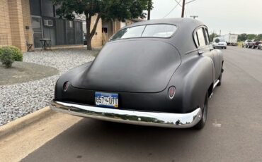 Chevrolet-FLEETLINE-DELUX-1949-36