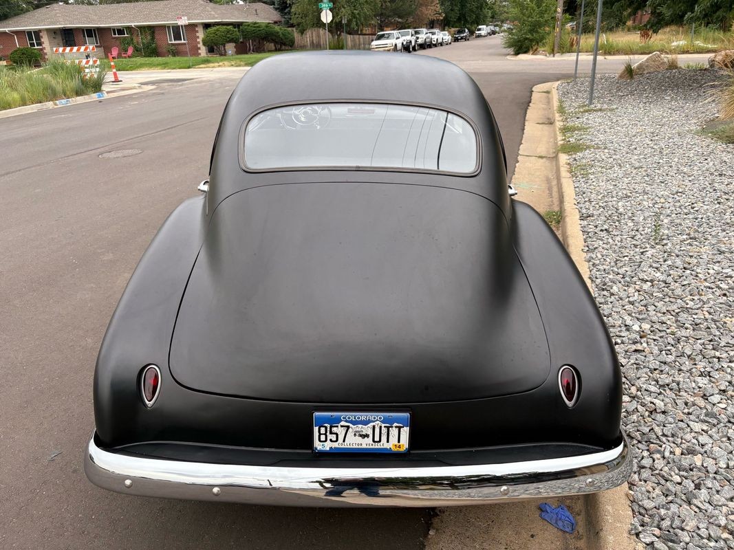 Chevrolet-FLEETLINE-DELUX-1949-5