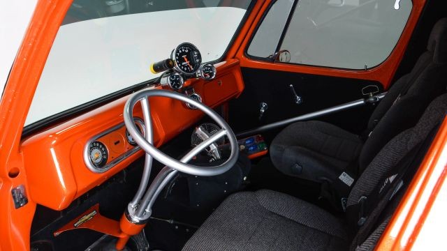 Chevrolet-G20-1968-15