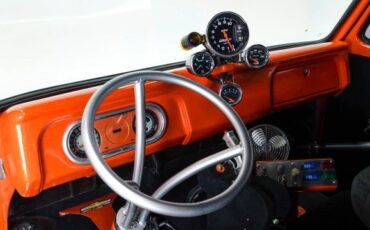 Chevrolet-G20-1968-18