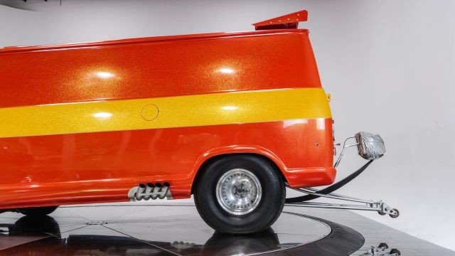 Chevrolet-G20-1968-25