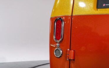 Chevrolet-G20-1968-27