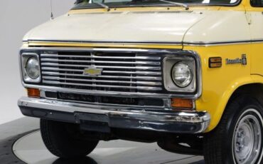 Chevrolet-G20-1977-12