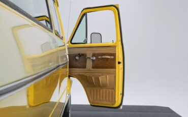 Chevrolet-G20-1977-15