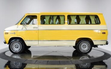 Chevrolet-G20-1977-2