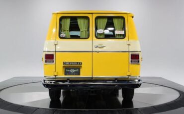 Chevrolet-G20-1977-5