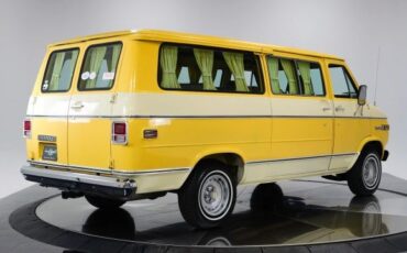 Chevrolet-G20-1977-7