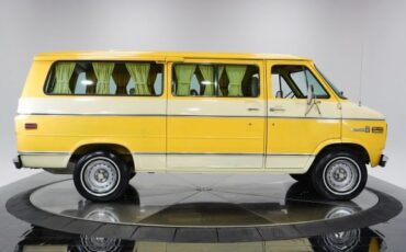 Chevrolet-G20-1977-8