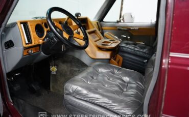 Chevrolet-G20-1990-Garnet-Red-Metallic-Med-Dark-Gray-10