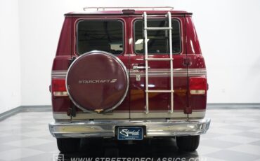 Chevrolet-G20-1990-Garnet-Red-Metallic-Med-Dark-Gray-16
