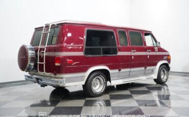 Chevrolet-G20-1990-Garnet-Red-Metallic-Med-Dark-Gray-18