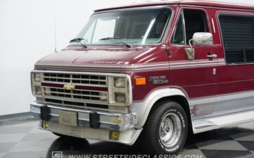Chevrolet-G20-1990-Garnet-Red-Metallic-Med-Dark-Gray-22