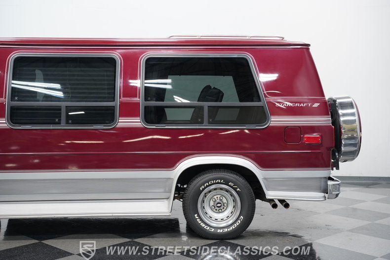 Chevrolet-G20-1990-Garnet-Red-Metallic-Med-Dark-Gray-26