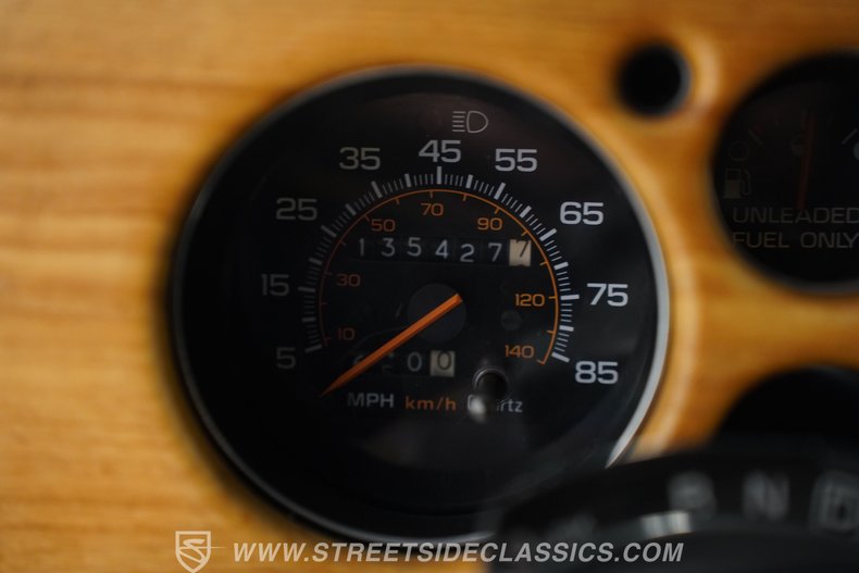 Chevrolet-G20-1990-Garnet-Red-Metallic-Med-Dark-Gray-39