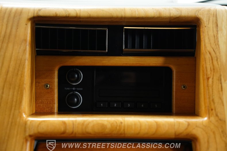 Chevrolet-G20-1990-Garnet-Red-Metallic-Med-Dark-Gray-44