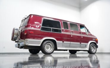 Chevrolet-G20-1990-Garnet-Red-Metallic-Med-Dark-Gray-8