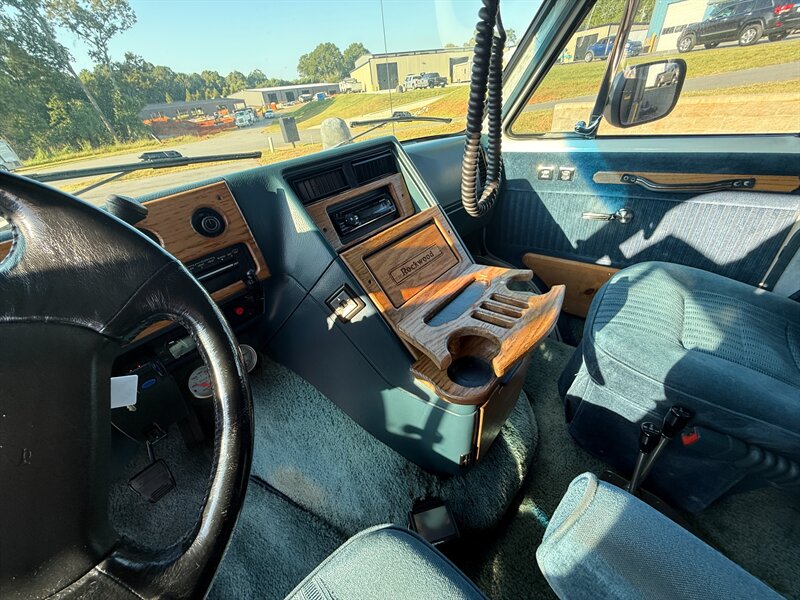 Chevrolet-G20-1992-Black-Black-11