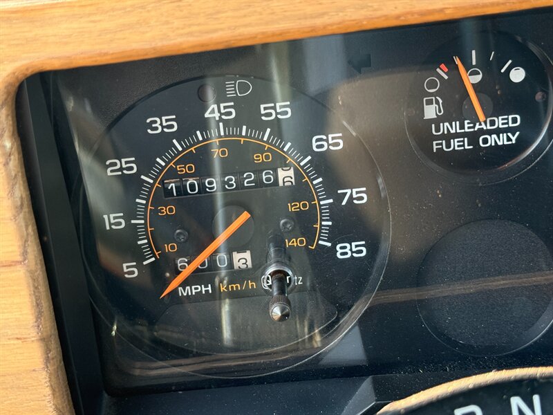 Chevrolet-G20-1992-Black-Black-28