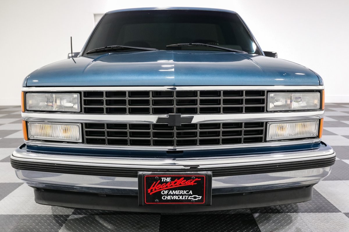Chevrolet-Gmt-400-1990-Standard-Cab-Pickup-1