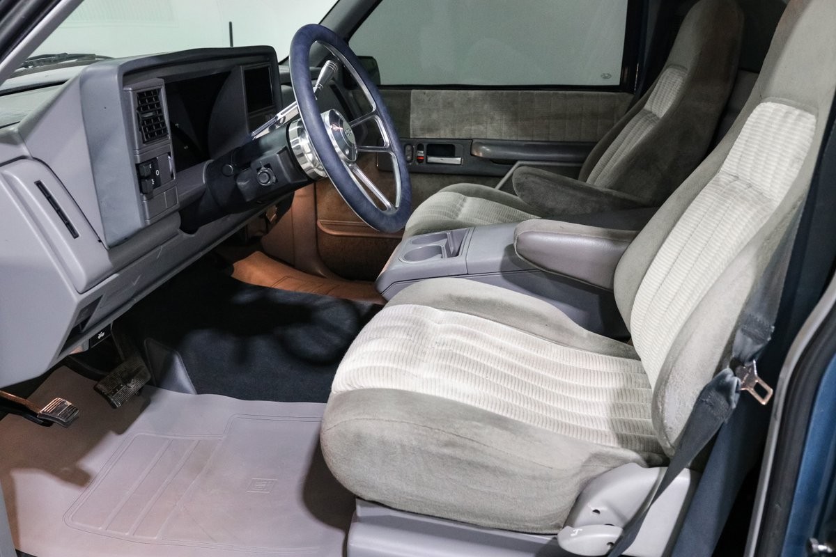 Chevrolet-Gmt-400-1990-Standard-Cab-Pickup-14