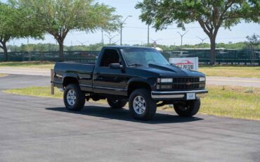Chevrolet-Gmt-400-1993-Standard-Cab-Pickup-9
