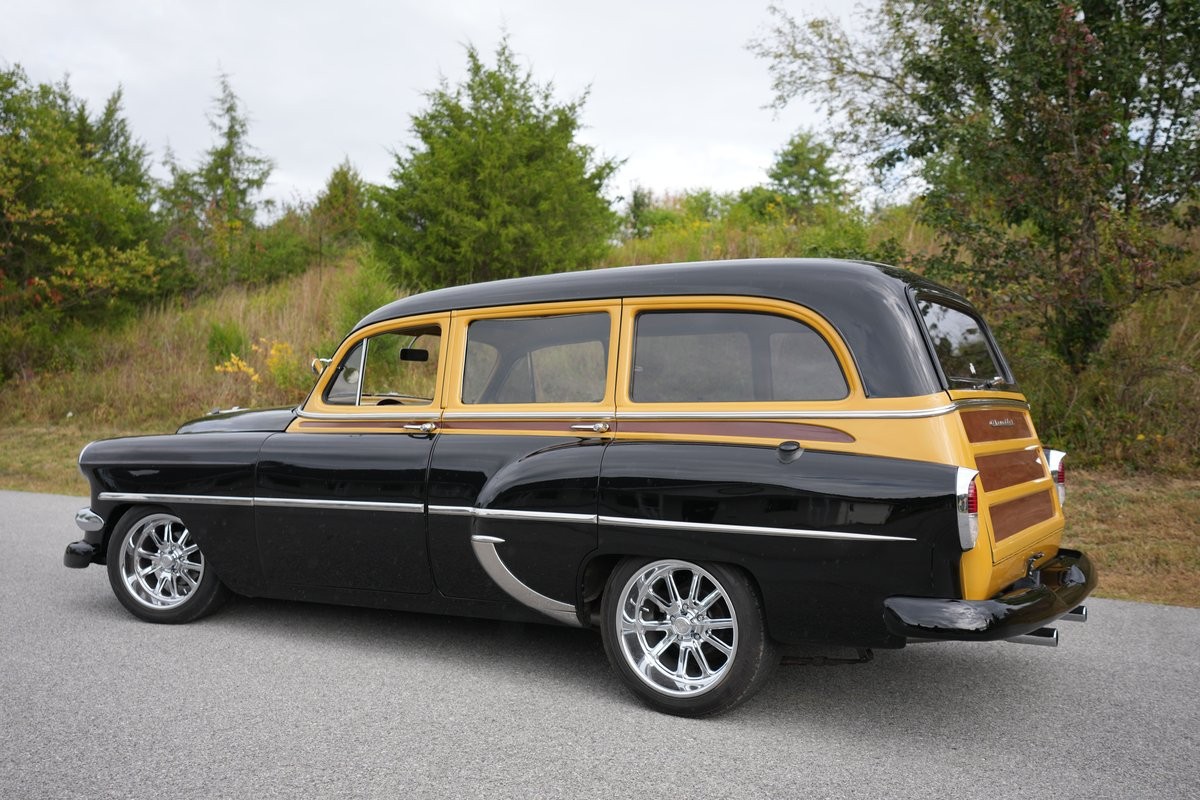 Chevrolet-Handyman-Wagon-1954-38