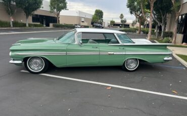 Chevrolet-Impala-1959-Sedan