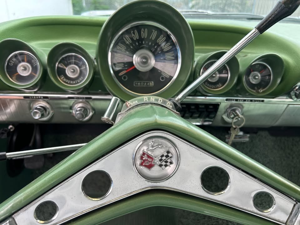 Chevrolet-Impala-1959-Sedan-8