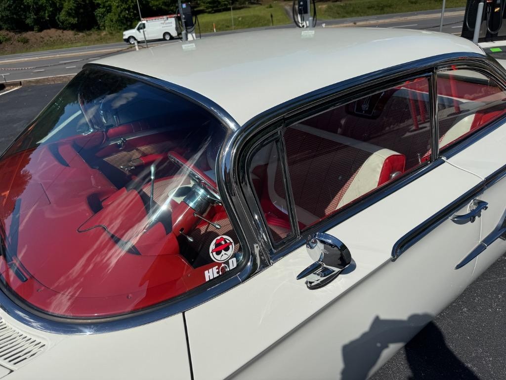 Chevrolet-Impala-1960-18