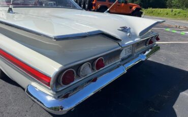 Chevrolet-Impala-1960-23