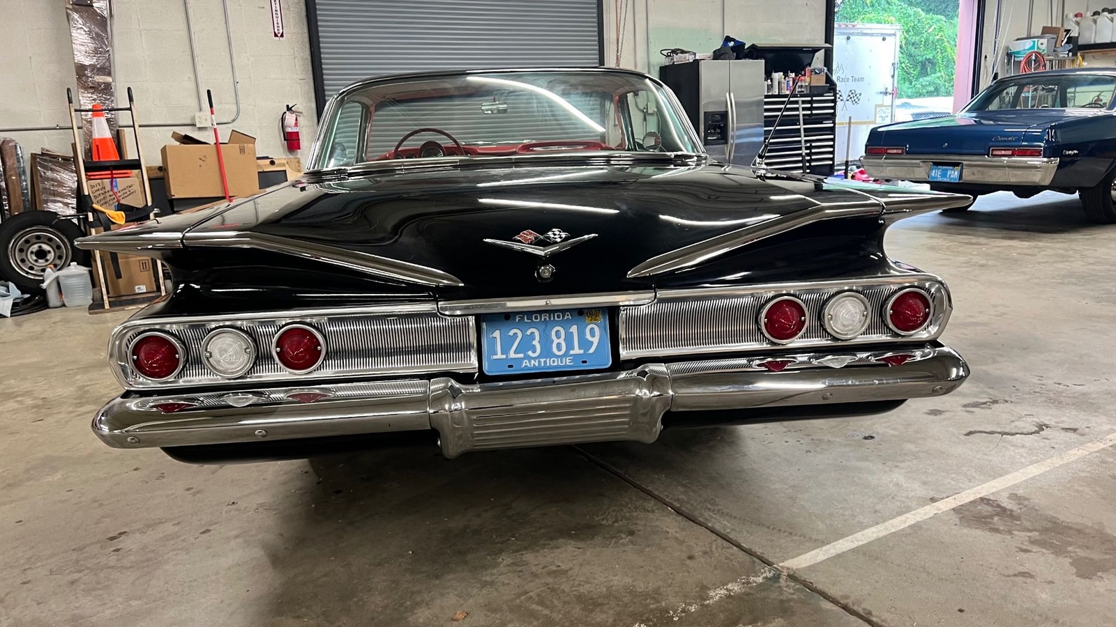 Chevrolet-Impala-1960-348-TRI-Power-2