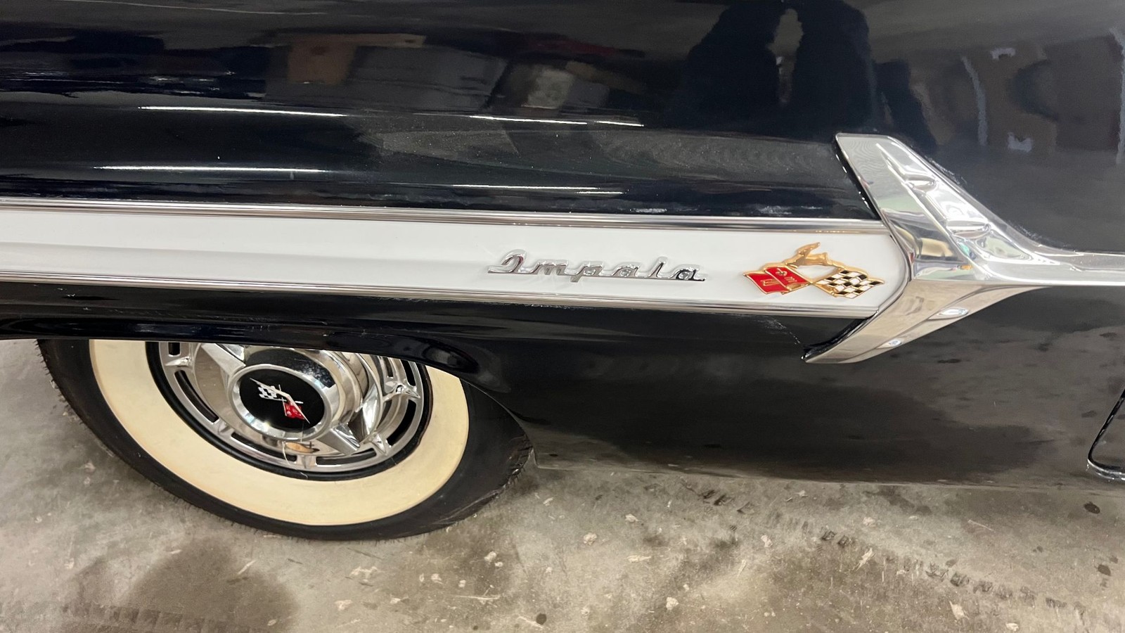 Chevrolet-Impala-1960-348-TRI-Power-25