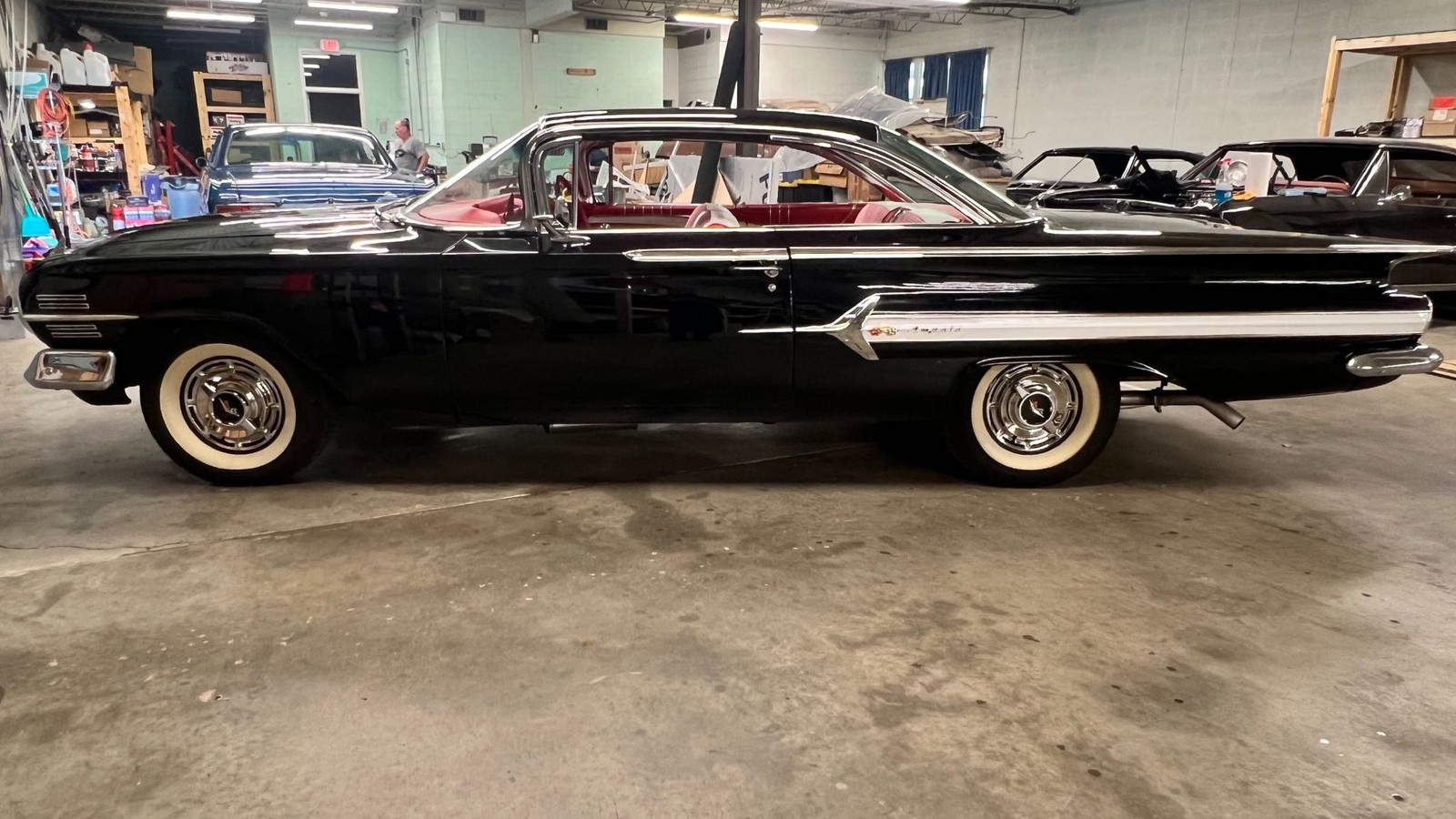 Chevrolet-Impala-1960-348-TRI-Power-4