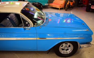 Chevrolet-Impala-1961-Coupe-4