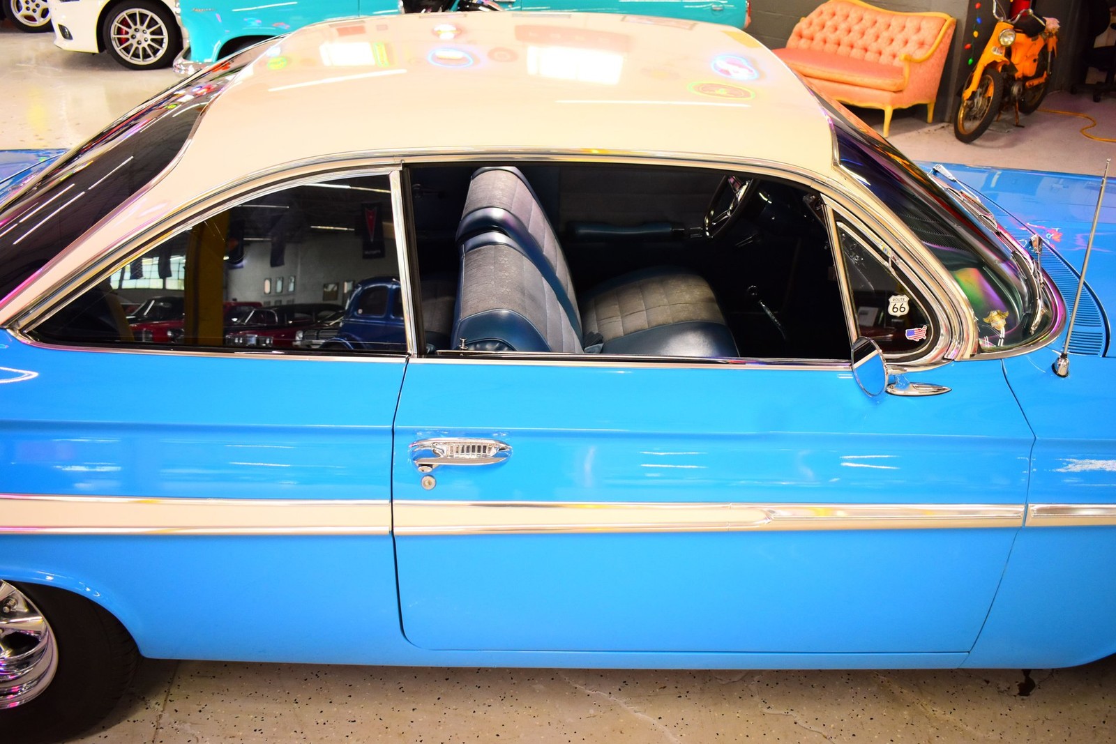 Chevrolet-Impala-1961-Coupe-5