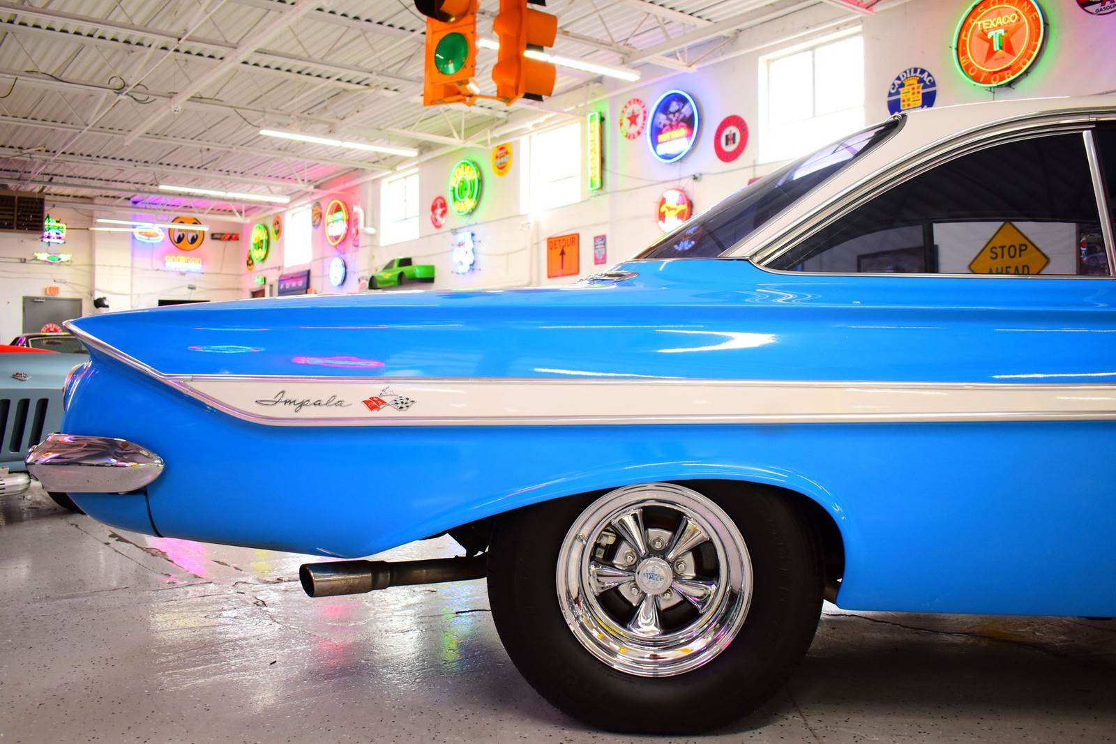 Chevrolet-Impala-1961-Coupe-7