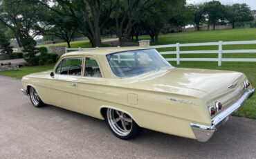 Chevrolet-Impala-1962-1