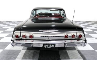 Chevrolet-Impala-1962-Coupe-6
