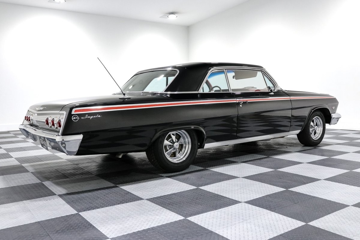Chevrolet-Impala-1962-Coupe-7